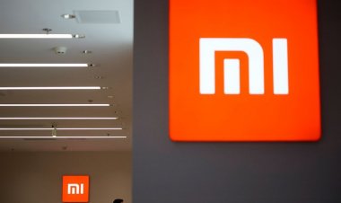 Xiaomi запатентовала смартфон, раздвигающийся с двух сторон