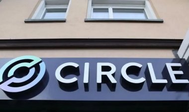 USDT все сильнее уступает USDC по объему транзакций